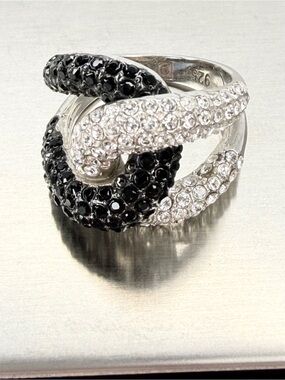 Sterling Silver 925 Black & White CZ Pavé Crossover Statement Ring Size 7